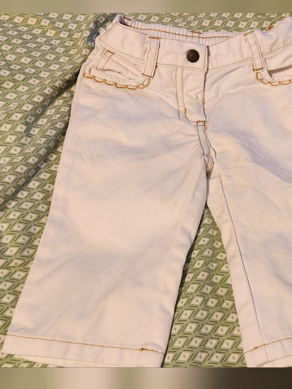 ❤️ 3/$15! Janie and Jack Cream Capri Pants with Contrast Stitching